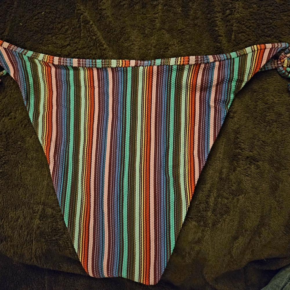 Colorful Lulu's Striped Bikini Set - Picture 3 of 8